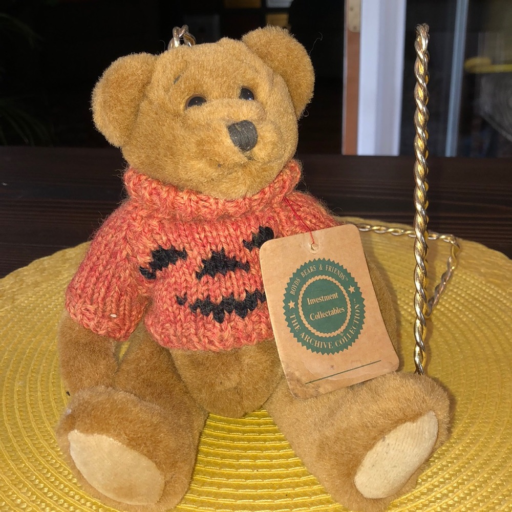 Boyd’s and Bears Halloween Bear—Jointed